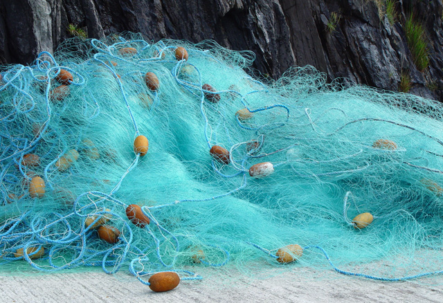 OCEAN VOYAGES INSTITUTE GHOST FISHING NETS 40 TONS PLASTIC