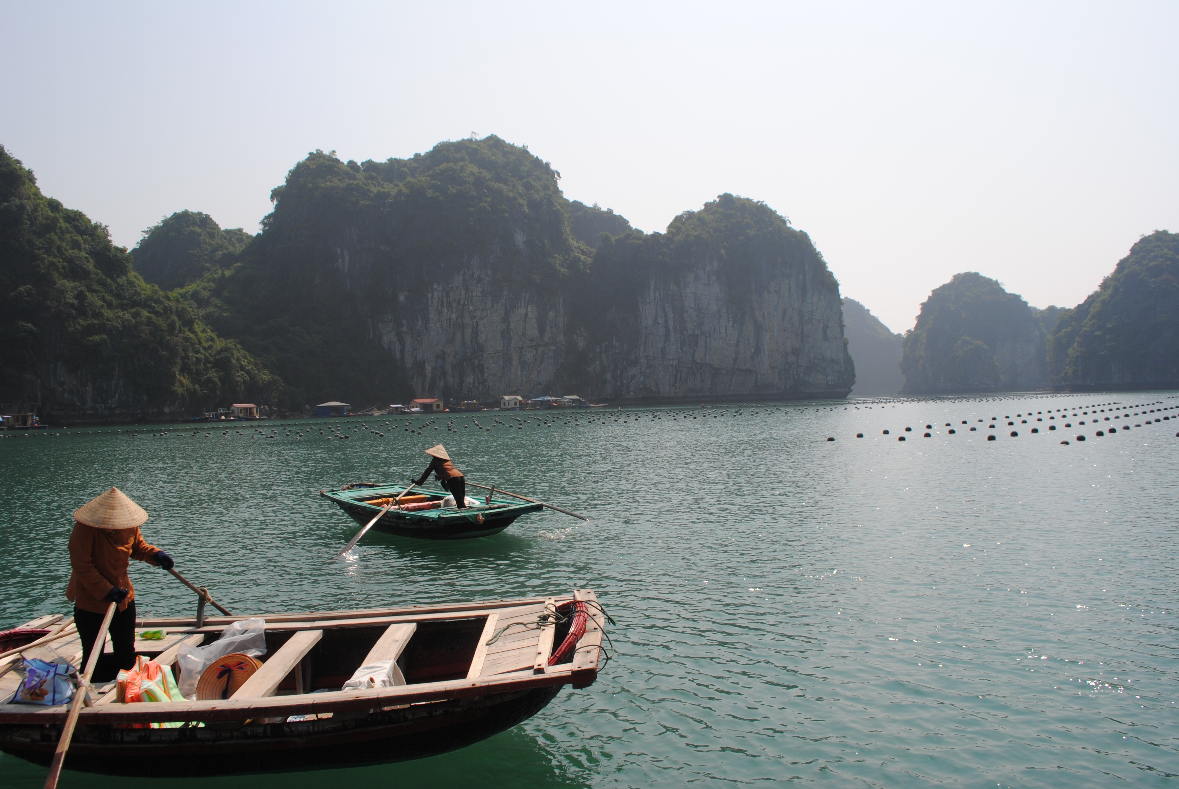 Fishers in Ha Long Bay, Vietnam. (Credit: Rafa Prada)