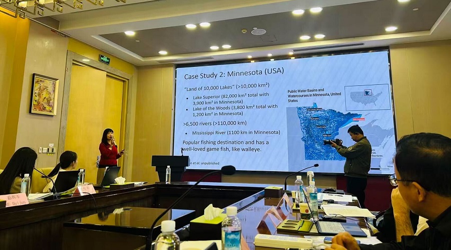 Vicky Lam presenting in Wuhan, October 2025_1